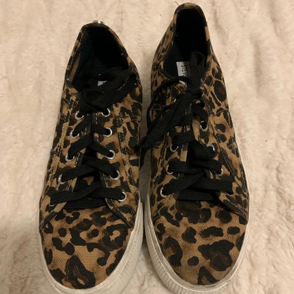 Cheetah platform sneakers